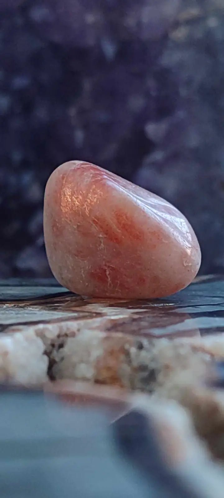 Load image into Gallery viewer, Pierre du soleil Héliolite du Brésil pierre roulée Grade A++++ Pierre du soleil Héliolite
