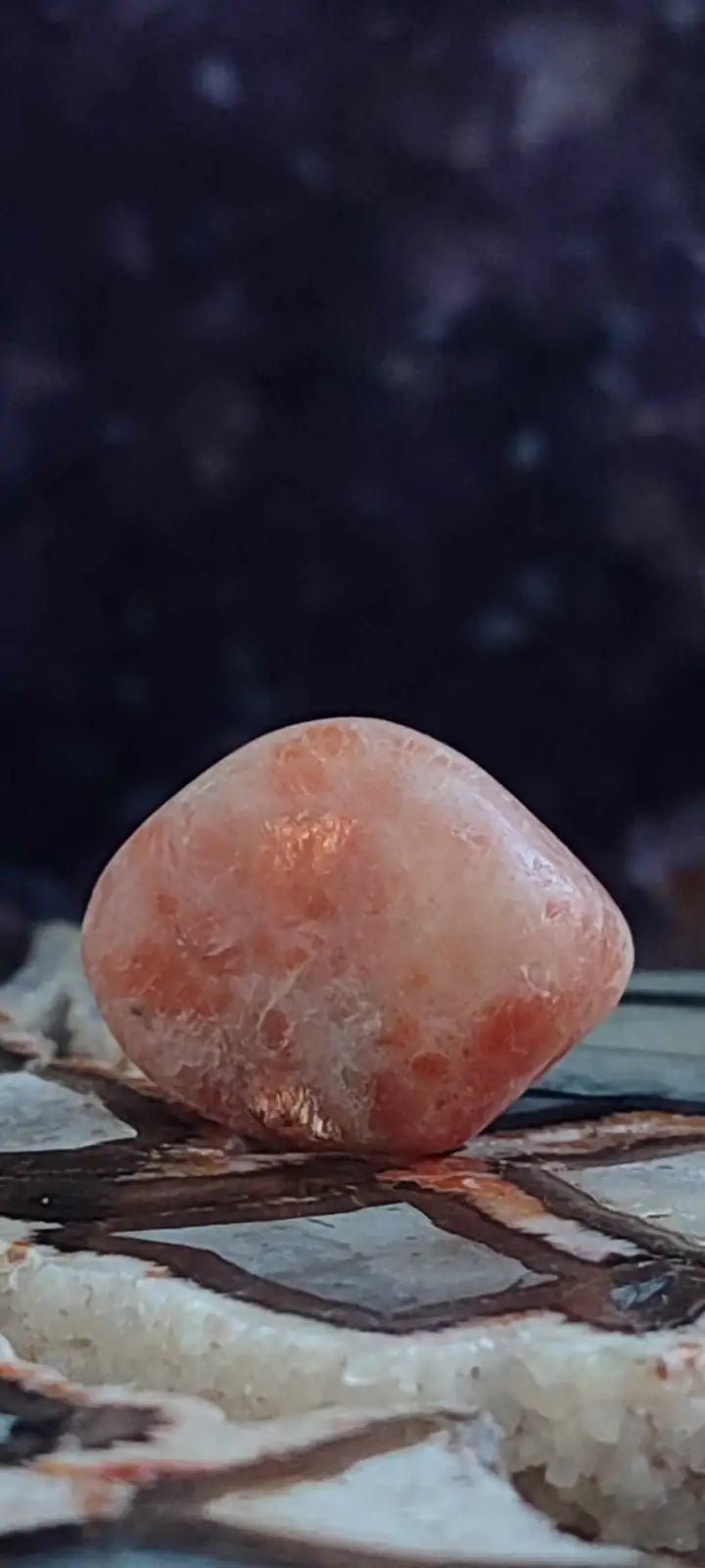 Load image into Gallery viewer, Pierre du soleil Héliolite du brésil pierre roulée Grade A++++ Pierre du soleil Héliolite
