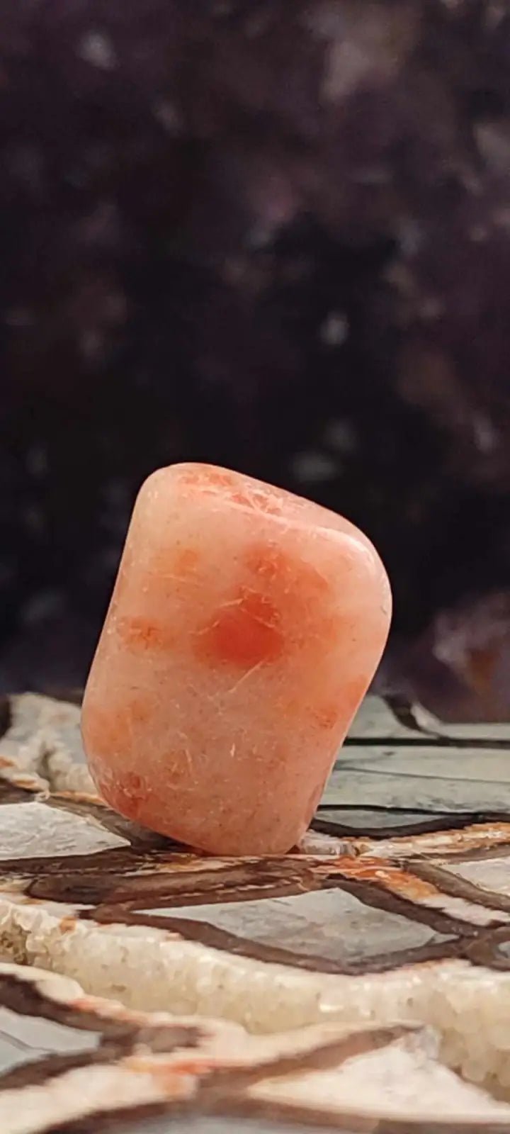 Load image into Gallery viewer, Pierre du soleil Héliolite du Brésil pierre roulée Grade A++++ Pierre du soleil Héliolite
