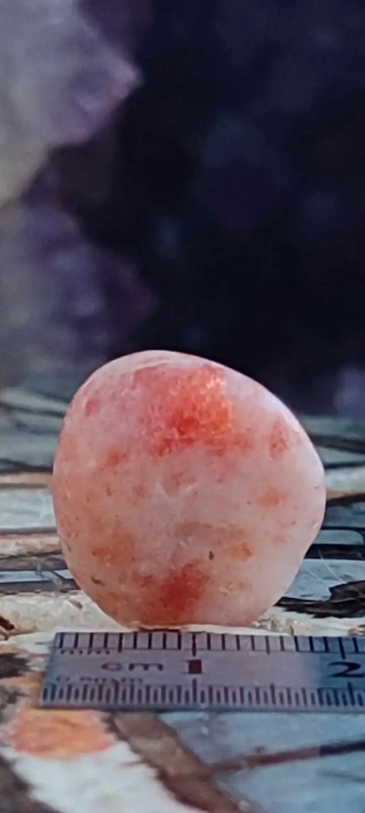 Chargez l&#39;image dans la visionneuse de la galerie, Pierre du soleil Héliolite du Brésil pierre roulée Grade A++++ Pierre du soleil Héliolite
