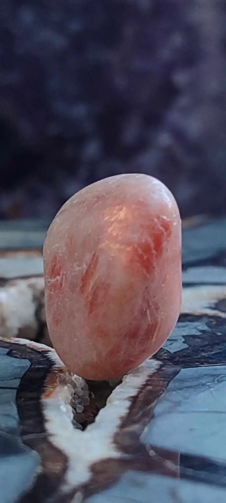 Load image into Gallery viewer, Pierre du soleil Héliolite du Brésil pierre roulée Grade A++++ Pierre du soleil Héliolite
