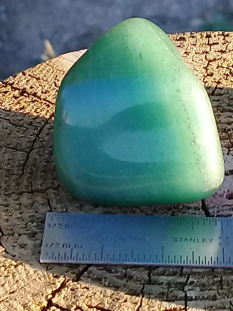 Load image into Gallery viewer, Pierre roulée Aventurine verte Grade A +++ Pierre roulée Aventurine verte
