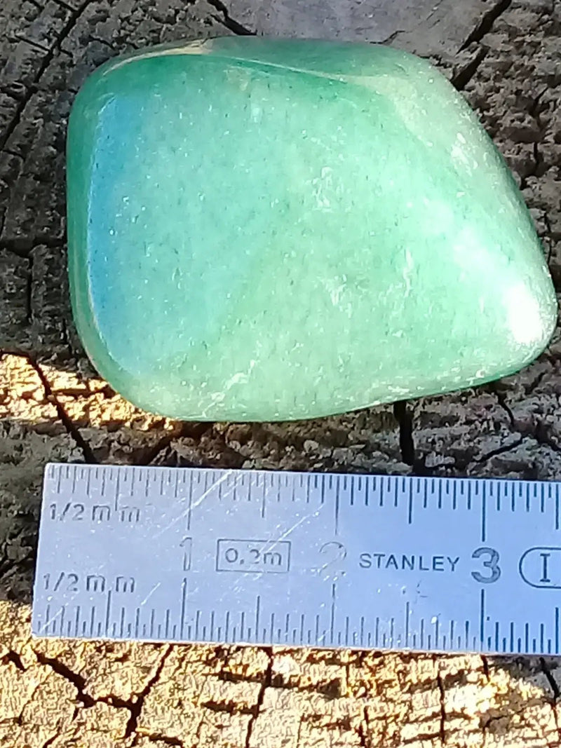 Load image into Gallery viewer, Pierre roulée Aventurine verte Grade A +++ Pierre roulée Aventurine verte
