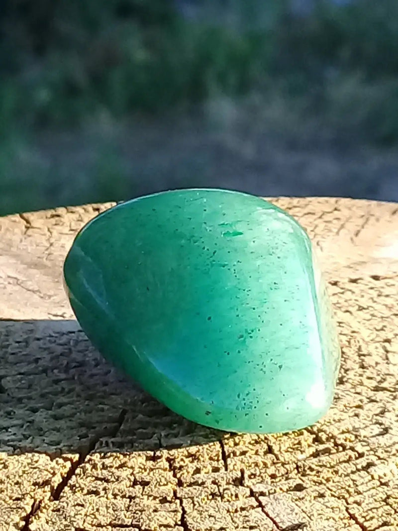 Load image into Gallery viewer, Pierre roulée Aventurine verte Grade A +++ Pierre roulée Aventurine verte

