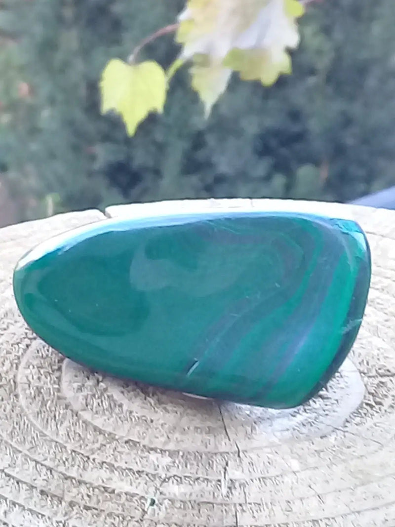 Chargez l'image dans la visionneuse de la galerie, Pierre roulée en Malachite Grade A ++++ Pierre roulée en Malachite
