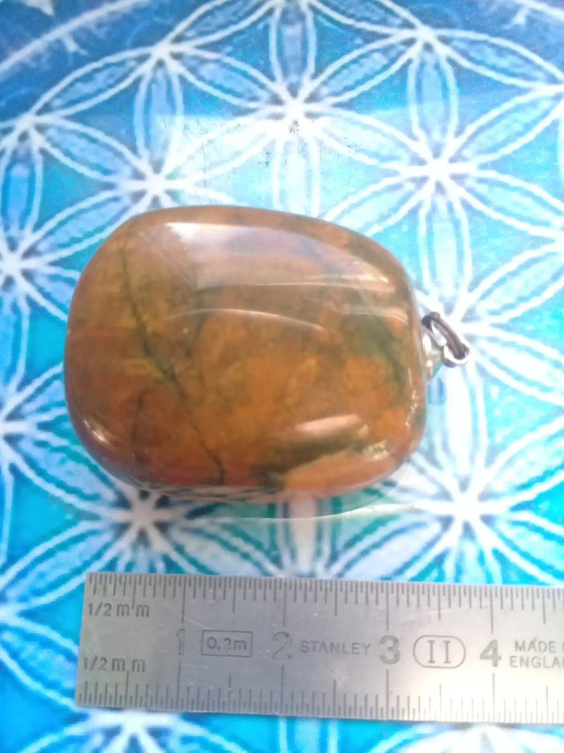 Chargez l&#39;image dans la visionneuse de la galerie, Pierre roulée Jaspe Rhyolite Grade A +++ Pendentif Jaspe Rhyolite
