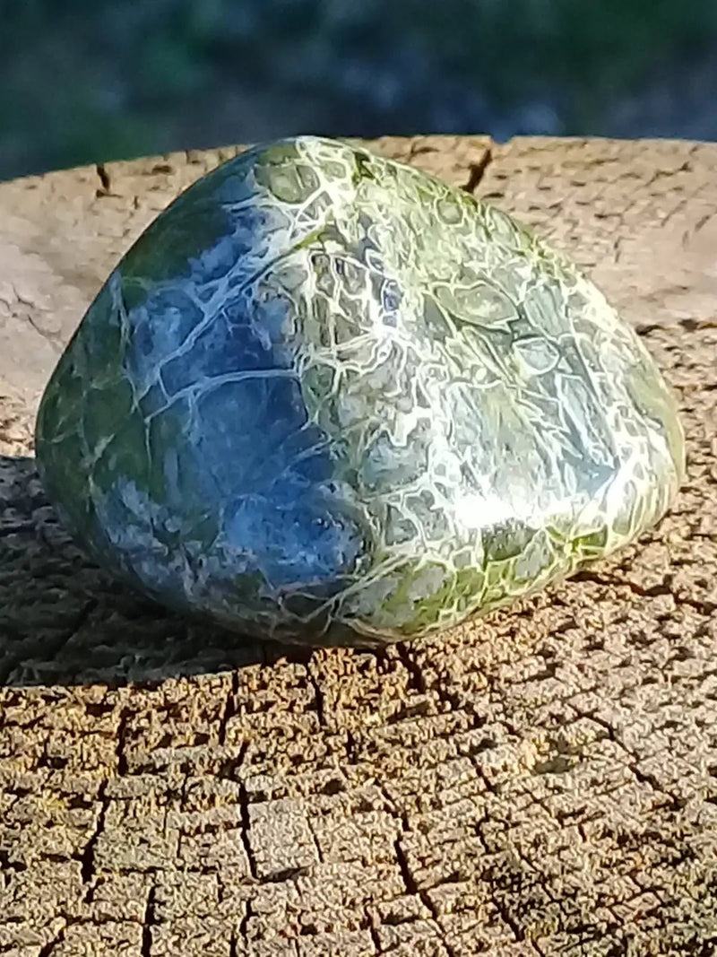 Load image into Gallery viewer, Pierre roulée Jaspe vert Grade A +++ Pierres roulées Jaspe vert
