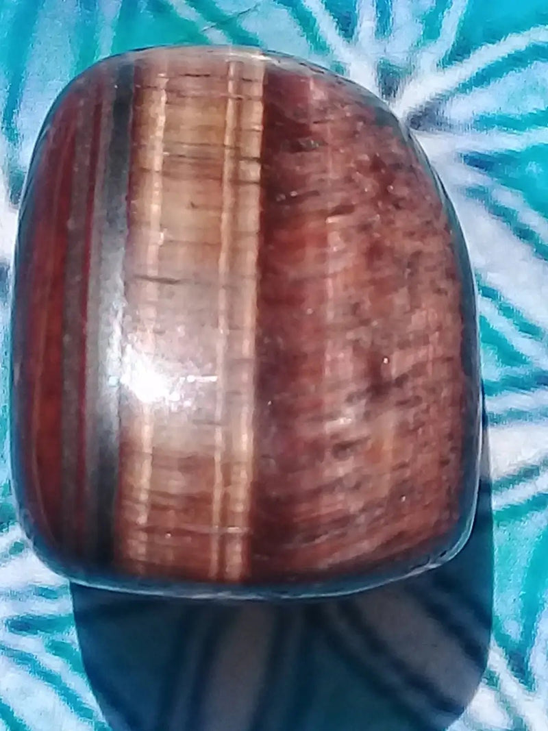 Chargez l'image dans la visionneuse de la galerie, Pierre roulée Œil de taureau Grade A ++++ Pierre roulée Œil de taureau
