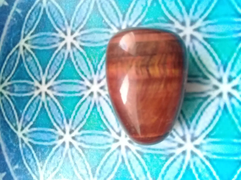 Chargez l&#39;image dans la visionneuse de la galerie, Pierre roulée Œil de taureau Grade A ++++ Pierre roulée Œil de taureau
