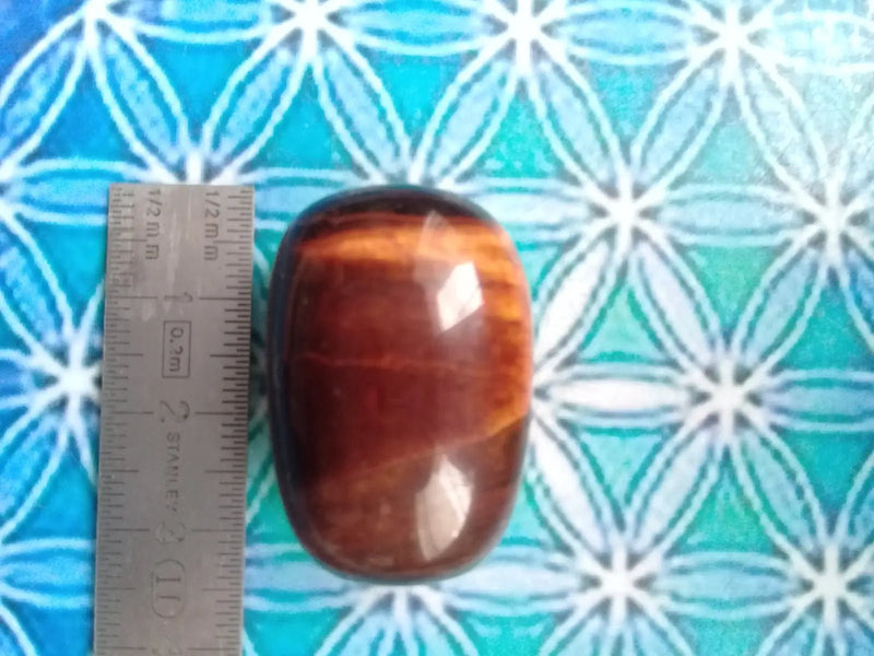 Chargez l'image dans la visionneuse de la galerie, Pierre roulée Œil de taureau Grade A ++++ Pierre roulée Œil de taureau
