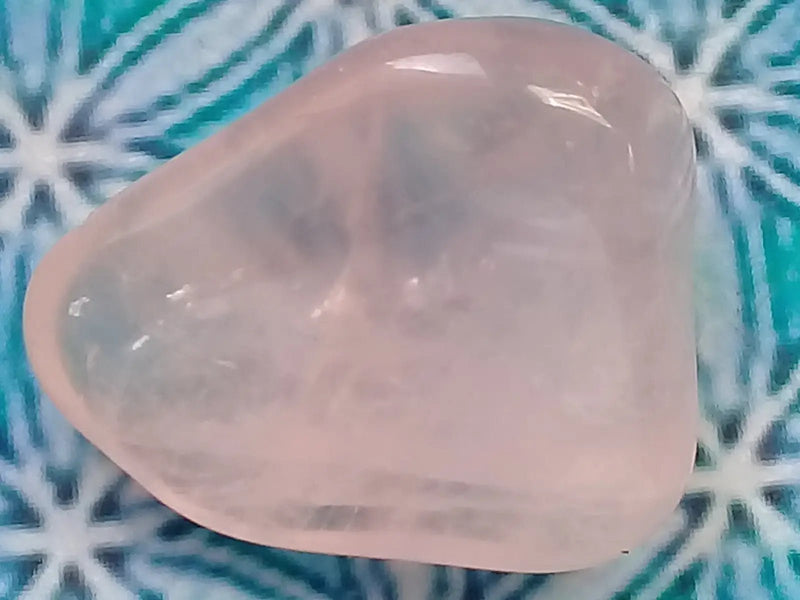Load image into Gallery viewer, Pierre roulée Quartz rose Grade A +++ Pierre roulée Quartz rose
