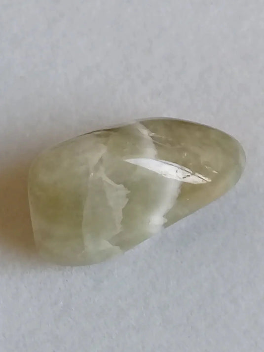 Prasiolite verte à chevrons pierre roulée Grade A++++ Prasiolite verte à chevrons