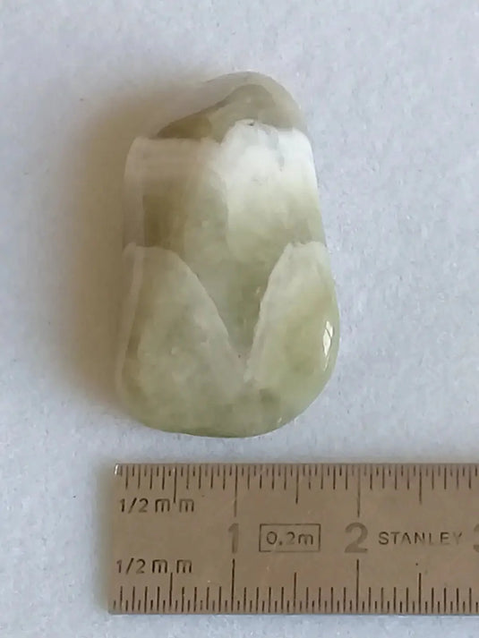 Prasiolite verte à chevrons pierre roulée Grade A++++ Prasiolite verte à chevrons