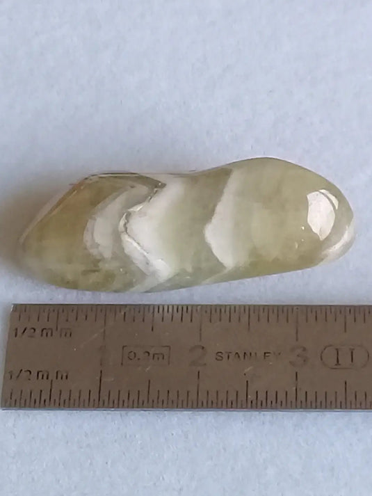 Prasiolite verte à chevrons pierre roulée Grade A++++ Prasiolite verte à chevrons