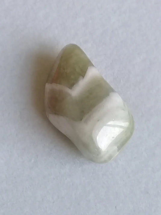 Prasiolite verte à chevrons pierre roulée Grade A++++ Prasiolite verte à chevrons