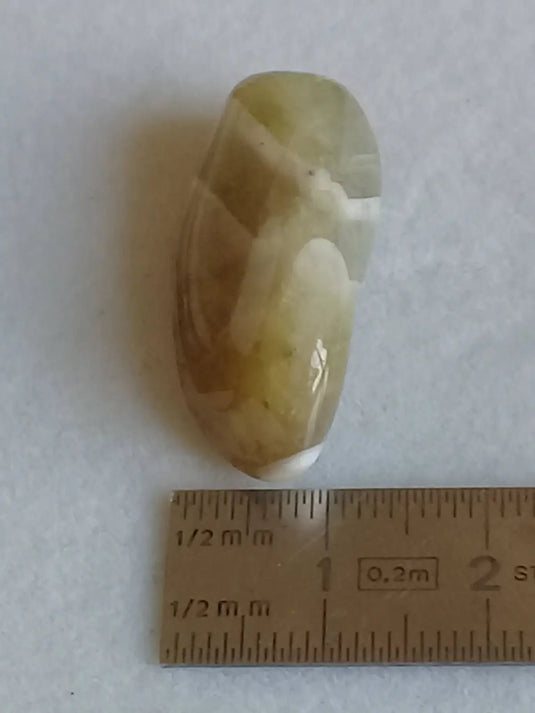 Prasiolite verte à chevrons pierre roulée Grade A++++ Prasiolite verte à chevrons