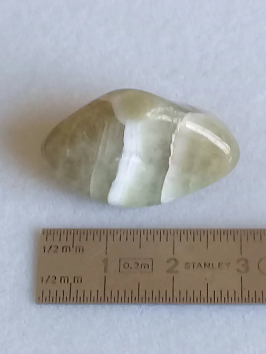 Prasiolite verte à chevrons pierre roulée Grade A++++ Prasiolite verte à chevrons