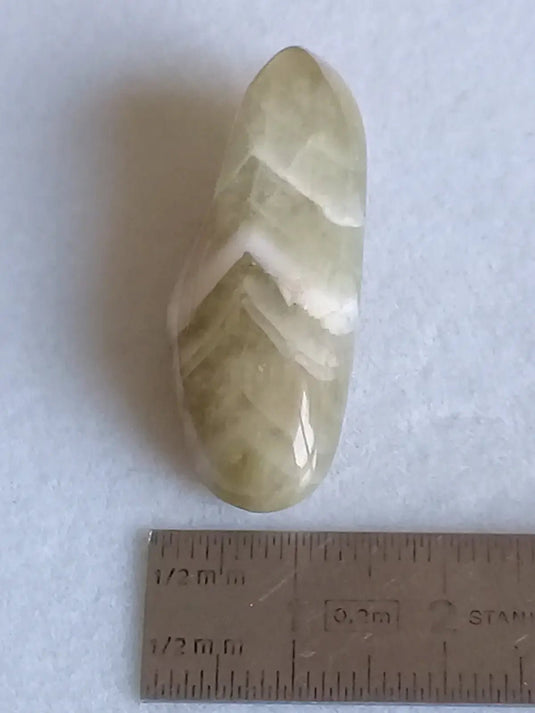 Prasiolite verte à chevrons pierre roulée Grade A++++ Prasiolite verte à chevrons