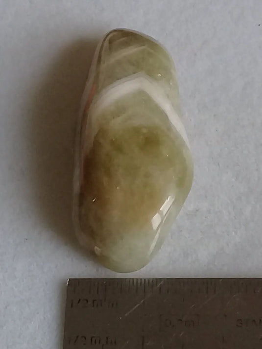 Prasiolite verte à chevrons pierre roulée Grade A++++ Prasiolite verte à chevrons