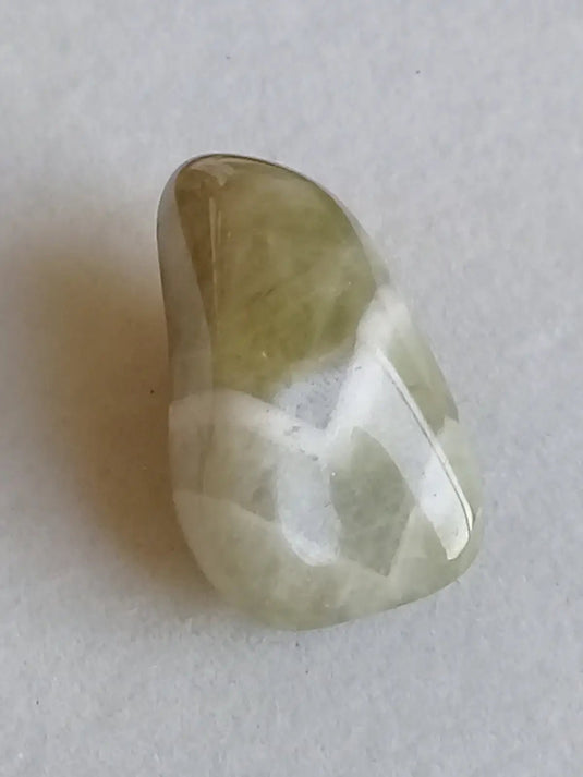 Prasiolite verte à chevrons pierre roulée Grade A++++ Prasiolite verte à chevrons