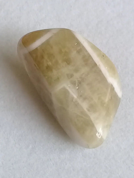 Prasiolite verte à chevrons pierre roulée Grade A++++ Prasiolite verte à chevrons