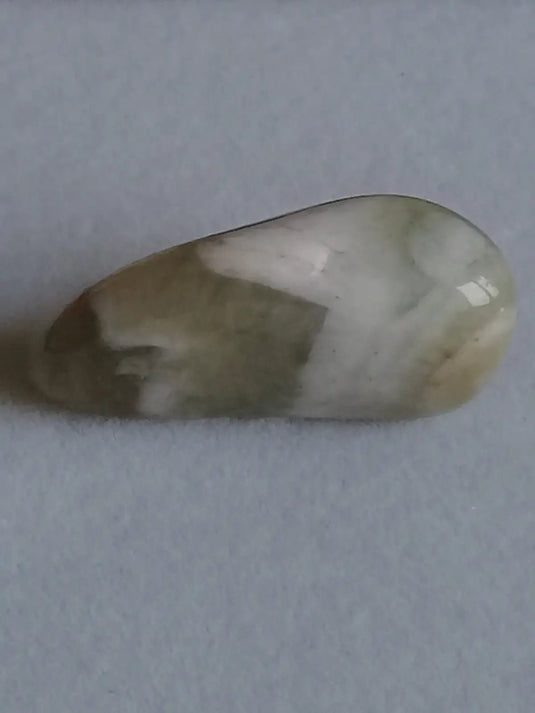 Prasiolite verte à chevrons pierre roulée Grade A++++ Prasiolite verte à chevrons