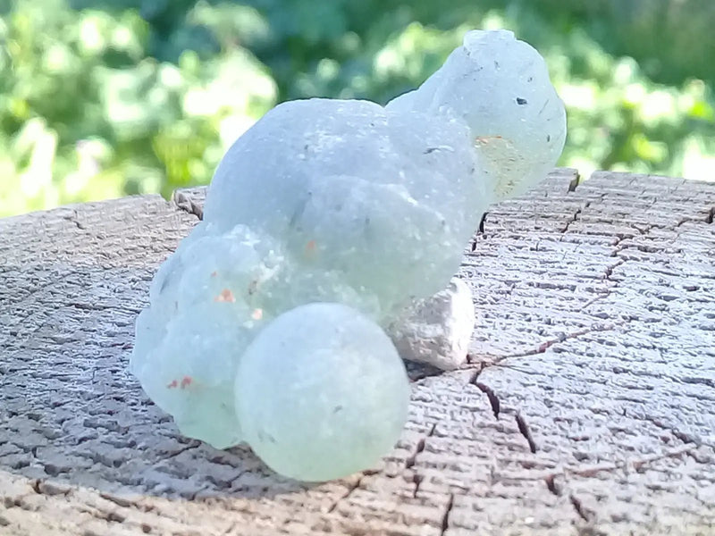 Load image into Gallery viewer, Préhnite pierre brute Grade A ++++ Préhnite brute
