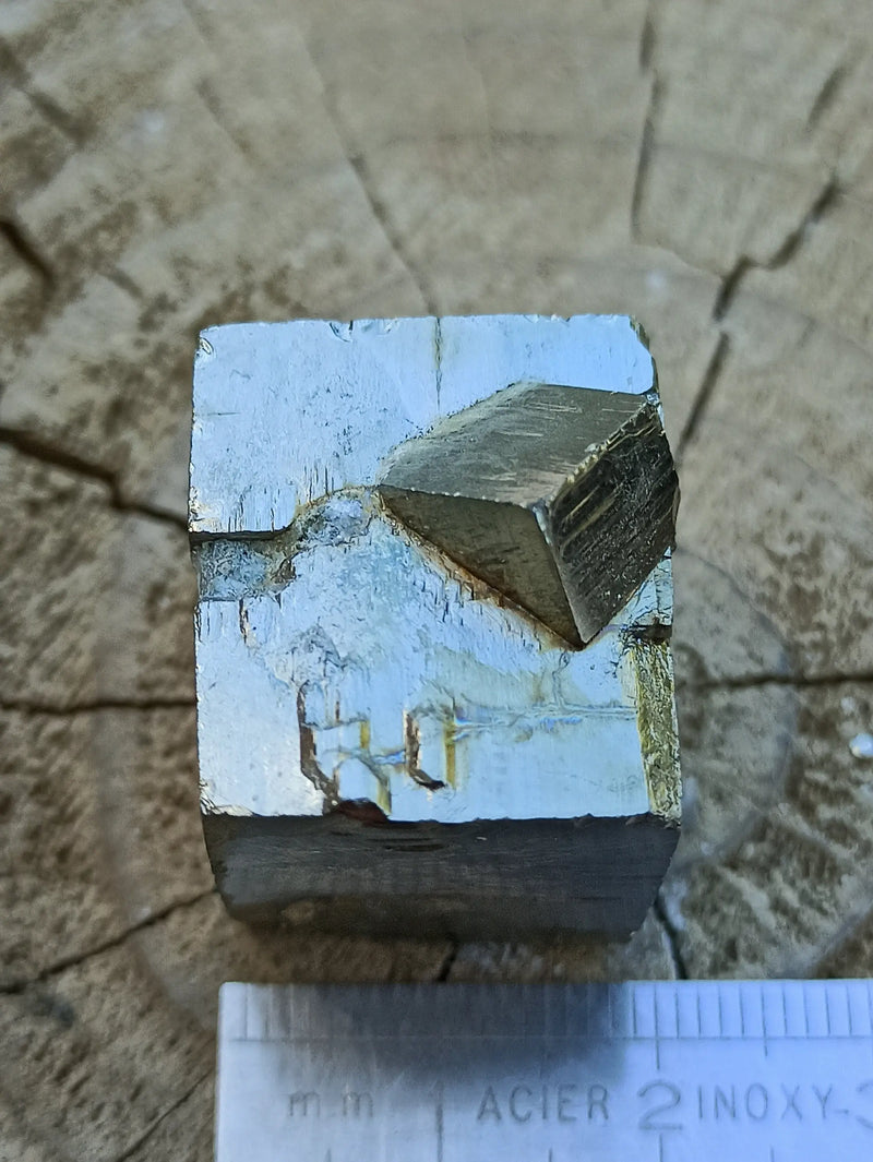 Carica immagine in Galleria Viewer, Pyrite d’Amérique du Sud cube brut Grade A++++ Pierre brute Dans la besace du p&#39;tit Poucet   
