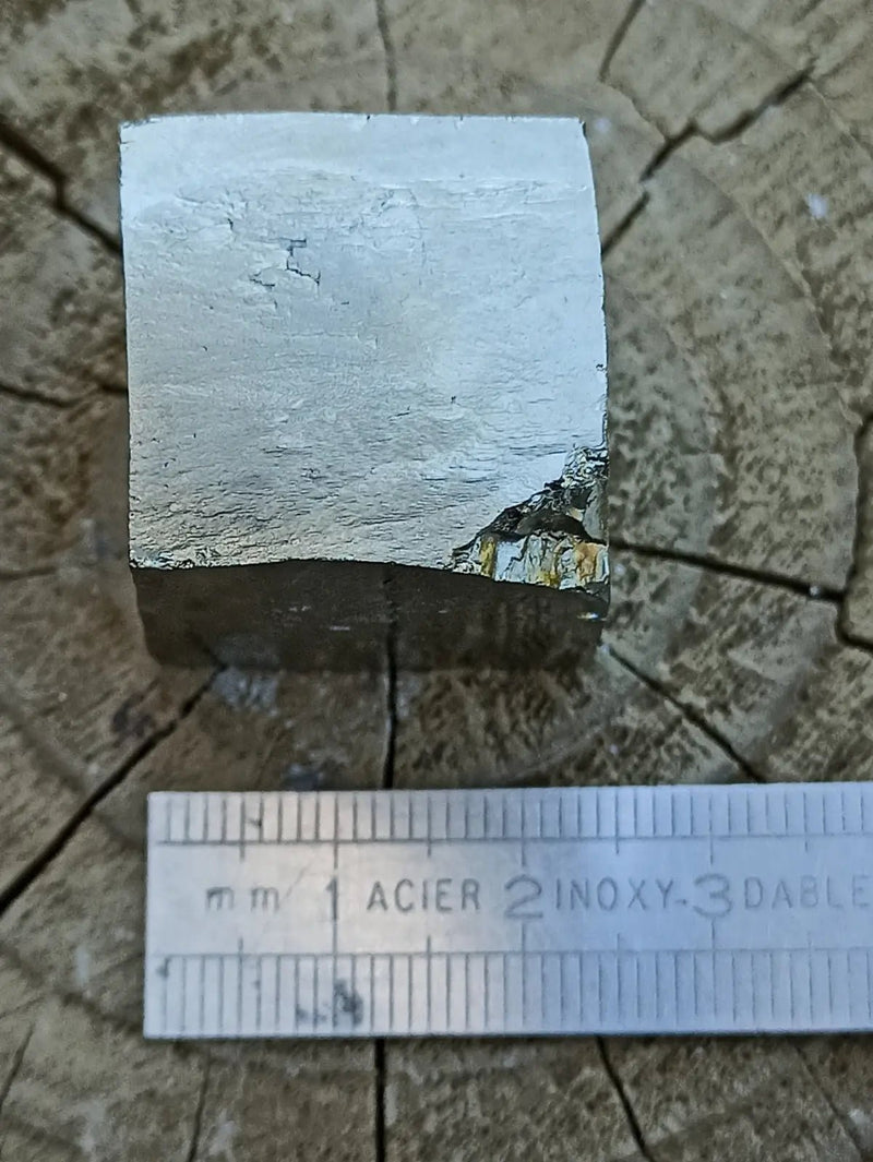 Chargez l&#39;image dans la visionneuse de la galerie, Pyrite d’Amérique du Sud cube brut Grade A ++++ Pierre brute
