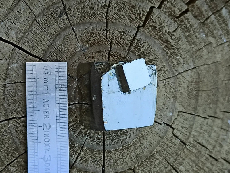 Load image into Gallery viewer, Pyrite d’Amérique du Sud cube brut Grade A ++++ Pierre brute
