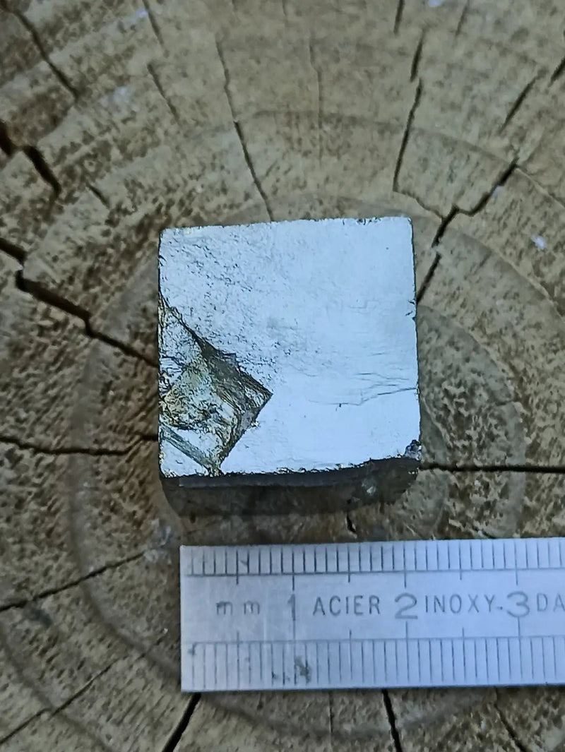 Chargez l'image dans la visionneuse de la galerie, Pyrite d’Amérique du sud cube brut Grade A ++++ Pierre brute
