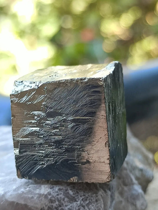 Pyrite d’Amérique du Sud cube brut Grade A ++++ Pierre brute