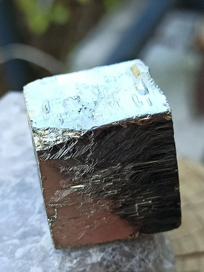 Chargez l'image dans la visionneuse de la galerie, Pyrite d’Amérique du Sud cube brut Grade A ++++ Pierre brute
