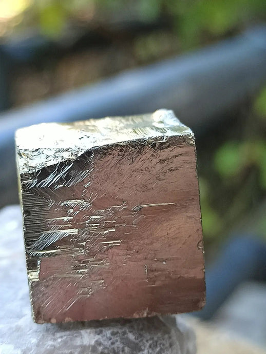 Pyrite d’Amérique du Sud cube brut Grade A ++++ Pierre brute