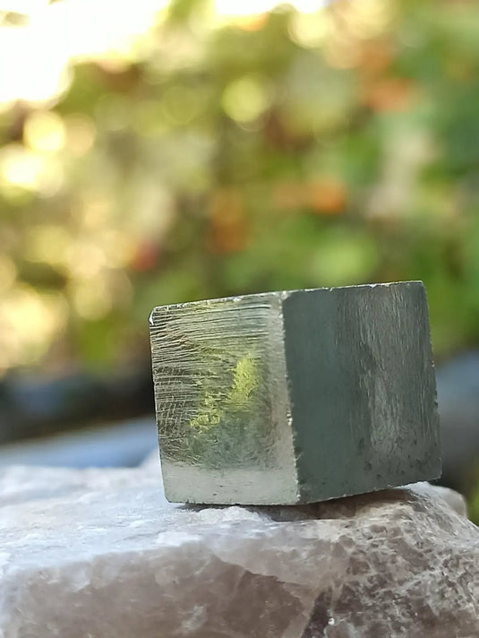 Pyrite d’Amérique du sud cube brut Grade A++++ Pierre brute