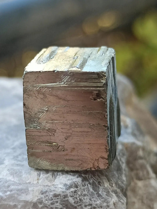 Pyrite d’Amérique du Sud cube brut Grade A++++ Pierre brute