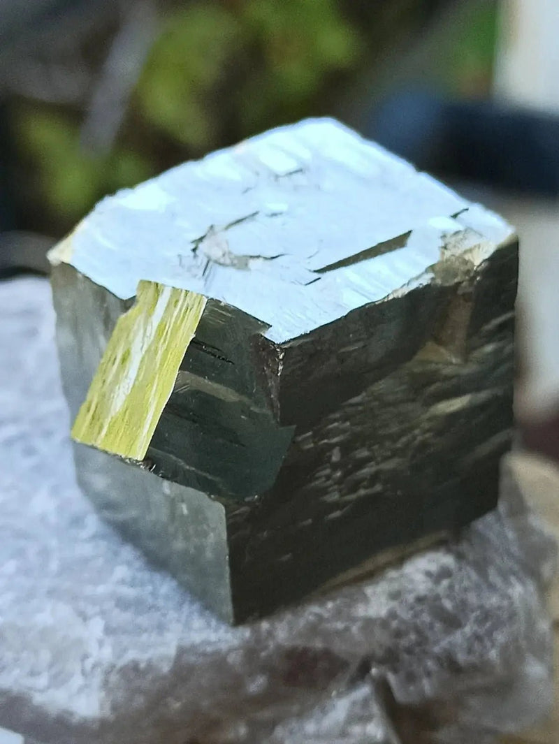 Chargez l'image dans la visionneuse de la galerie, Pyrite d’Amérique du Sud cube brut Grade A ++++ Pierre brute
