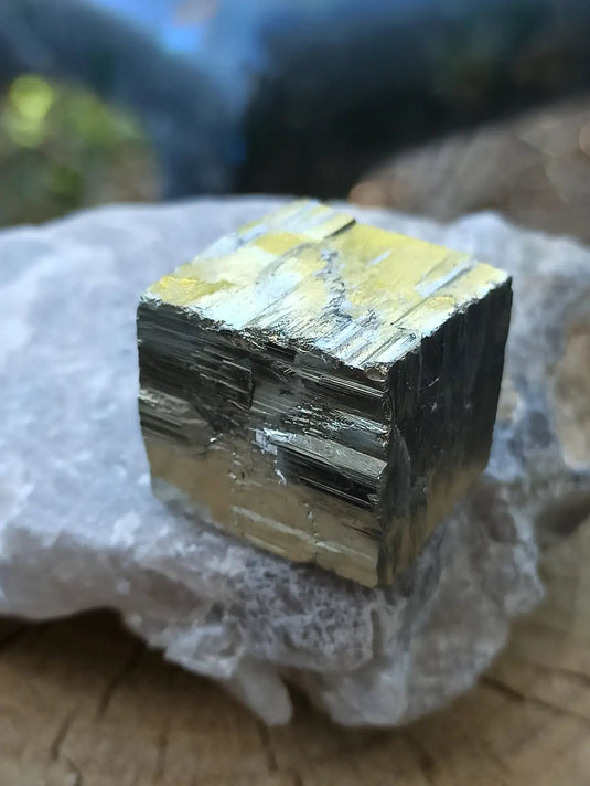 Pyrite d’Amérique du Sud cube brut Grade A++++ Pierre brute