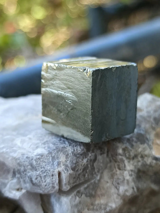 Pyrite d’Amérique du sud cube brut Grade A++++ Pierre brute
