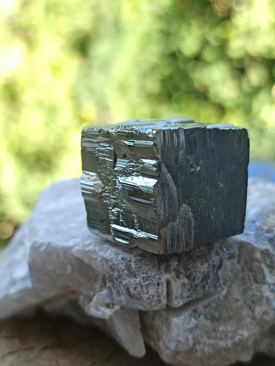 Pyrite d’Amérique du Sud cube brut Grade A++++ Pierre brute