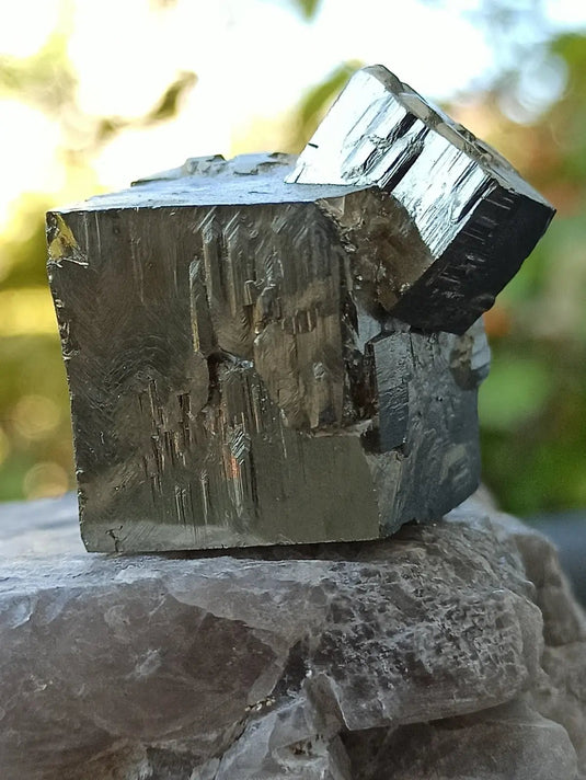 Pyrite d’Amérique du Sud cube brut Grade A ++++ Pierre brute