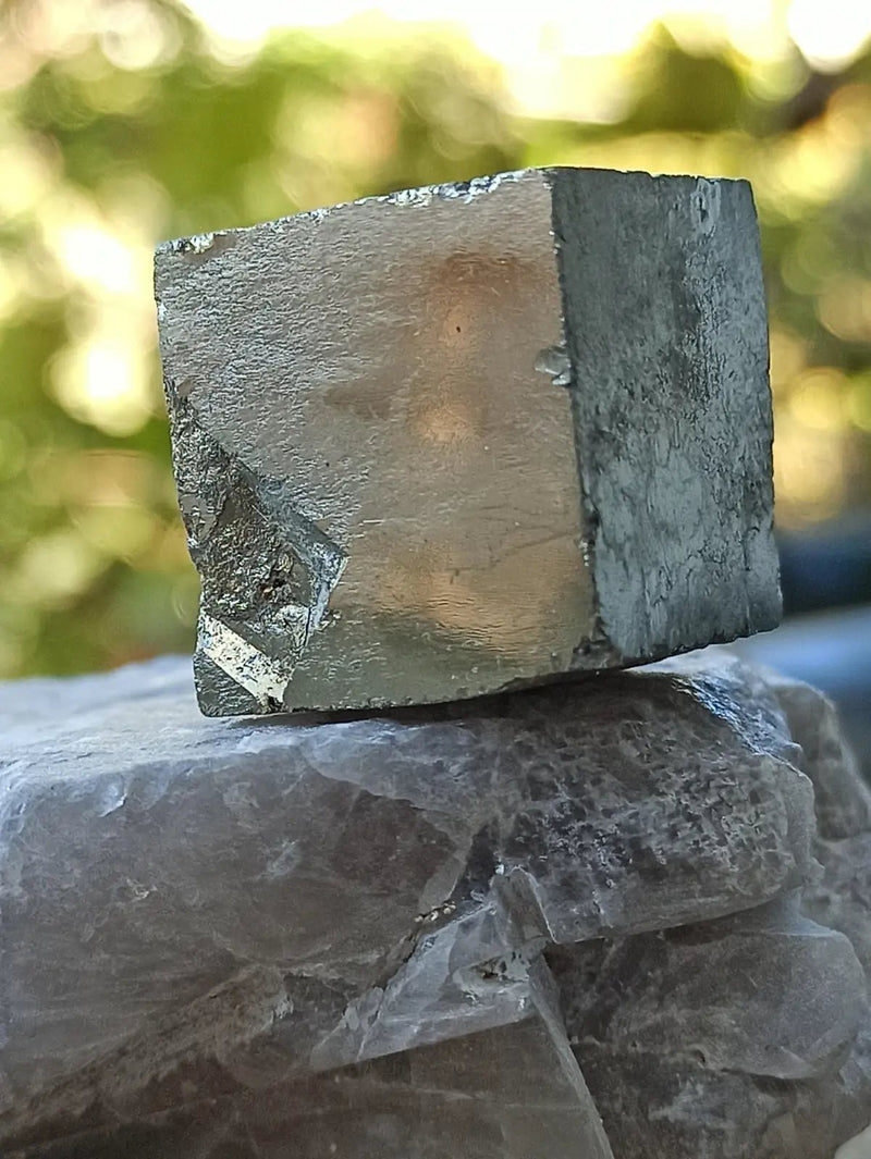 Chargez l'image dans la visionneuse de la galerie, Pyrite d’Amérique du sud cube brut Grade A ++++ Pierre brute
