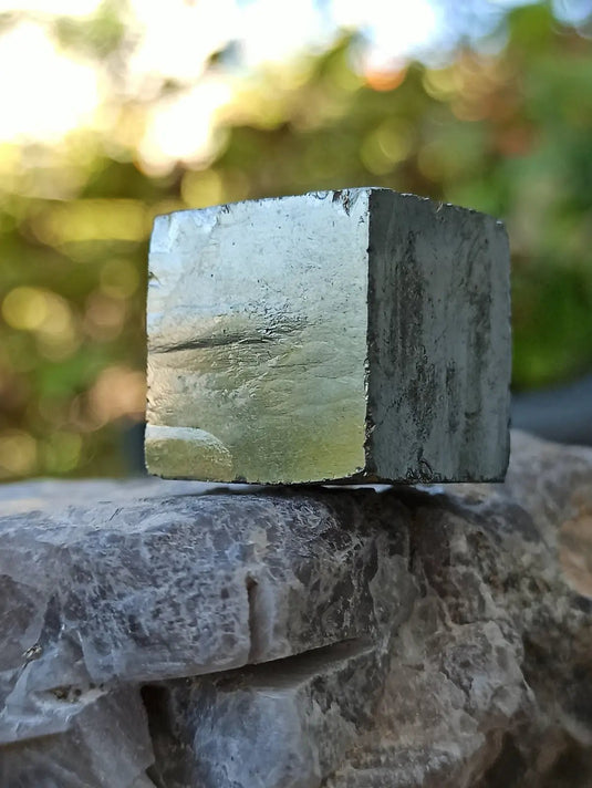 Pyrite d’Amérique du sud cube brut Grade A++++ Pierre brute