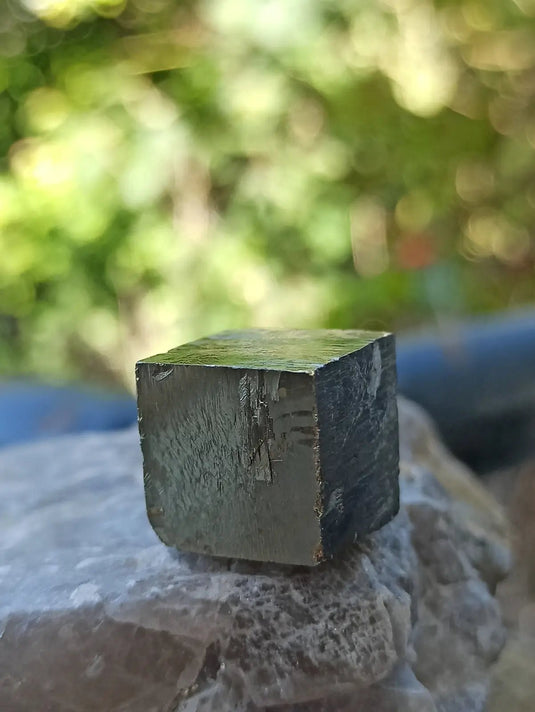 Pyrite d’Amérique du Sud cube brut Grade A++++ Pierre brute
