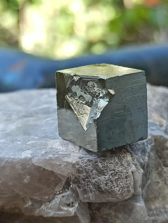 Pyrite d’Amérique du sud cube brut Grade A++++ Pierre brute
