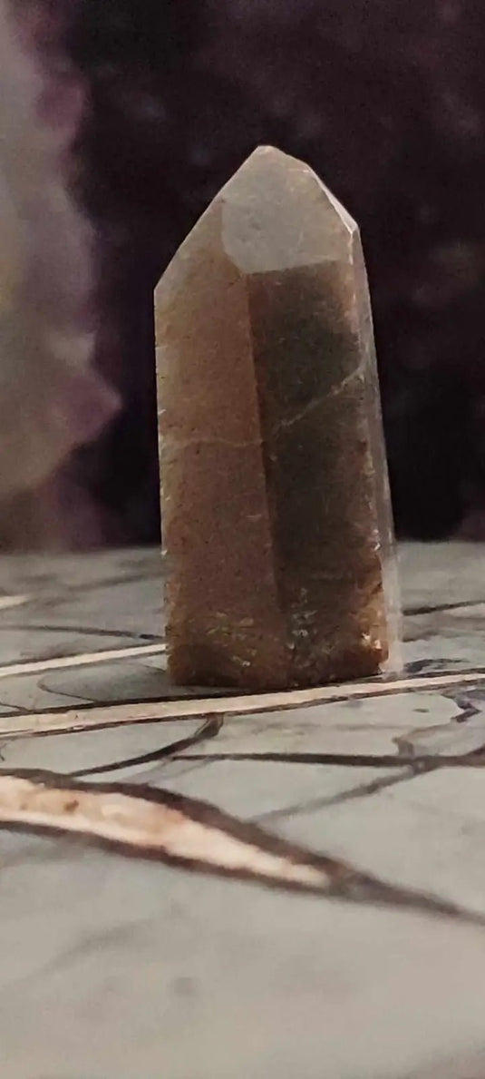 Quartz à inclusions de chlorite et de rutile du Brésil colonne Grade A++++ Quartz rutile