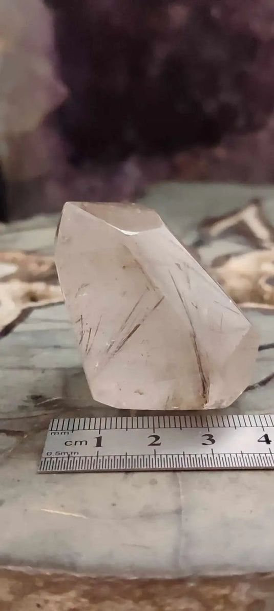 Quartz à inclusions de rutile du Brésil colonne Grade A++++ Quartz rutile