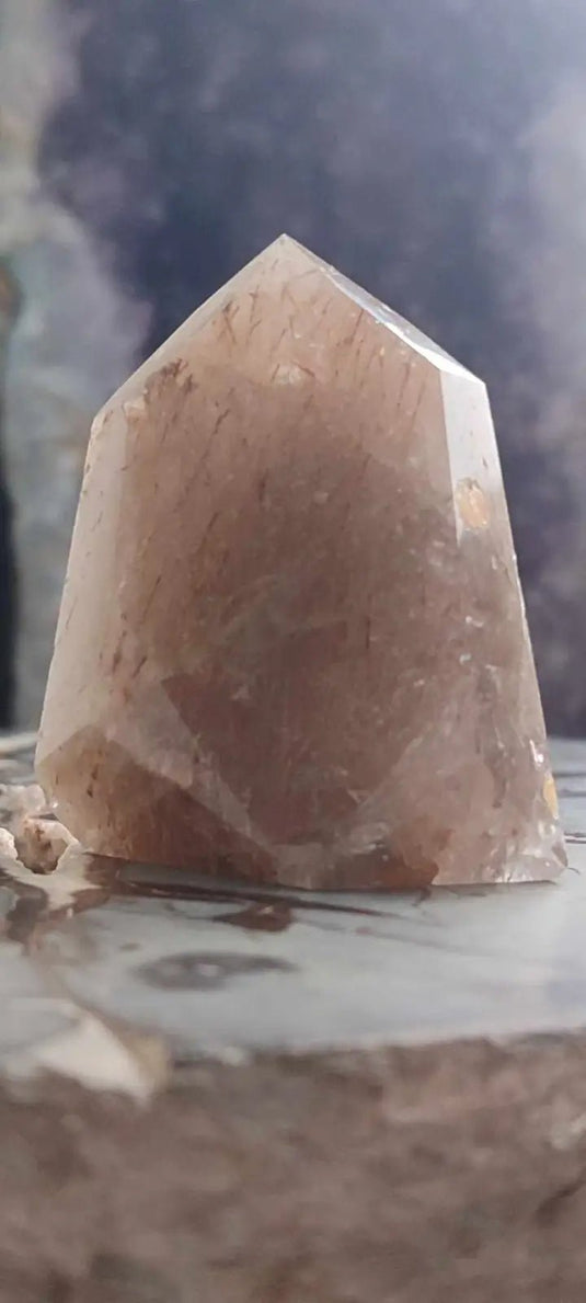 Quartz à inclusions de Rutile du Brésil colonne Grade A+++ Quartz rutile