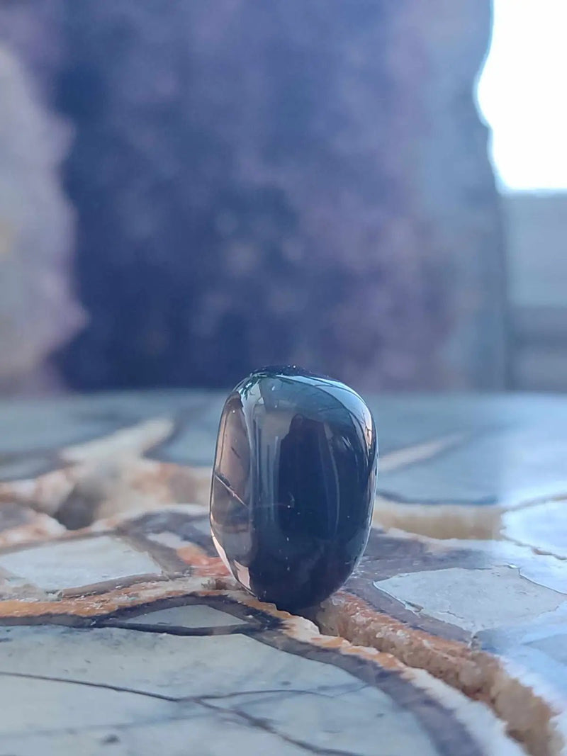 Chargez l'image dans la visionneuse de la galerie, Quartz fumé du Brésil pierre roulée Grade A++++ Quartz fumé du Brésil pierre roulée
