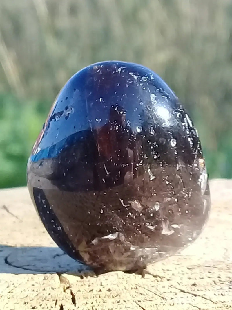 Load image into Gallery viewer, Quartz fumé du Brésil pierre roulée Grade A++++ Quartz fumé du brésil pierre roulée
